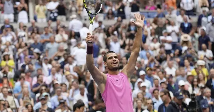 艾卡拉斯直落三盤挫祖高域　率先殺入美網男單決賽