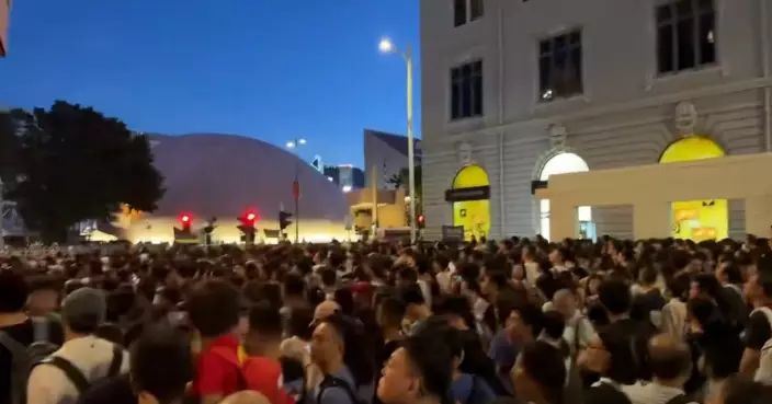 國慶煙花匯演 警方估計34.4萬人於維港兩岸觀賞