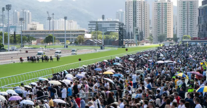 國慶賽馬日3.4萬人入場丁財兩旺 1.3萬旅客破萬創歷來賽馬日新高