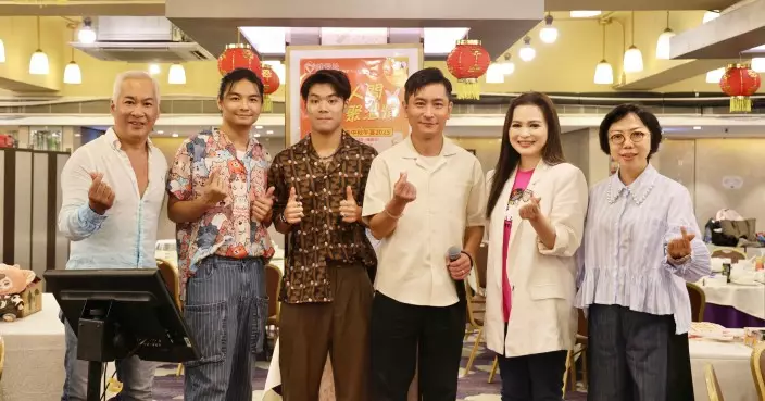 「三太」樊亦敏為慈善獻唱 范振鋒與基層家庭打成一片