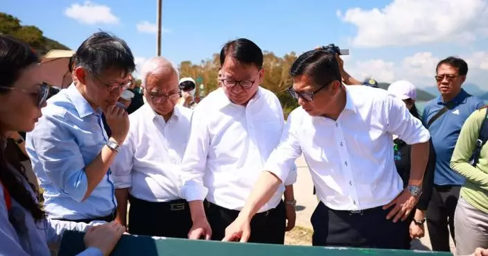 鄧炳強：無人機實時監察東壩現場秩序  確保黃金周人流暢順