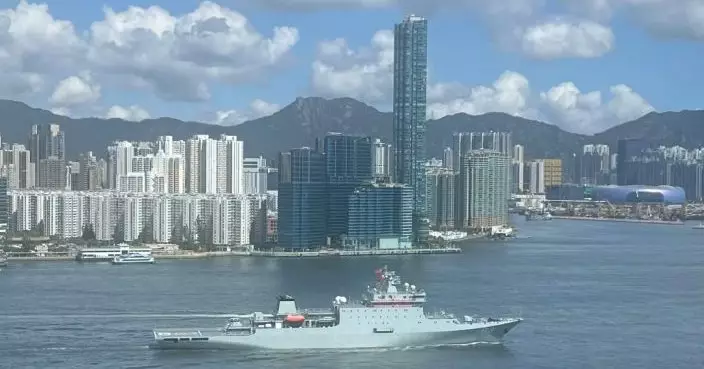 海軍戚繼光艦沂蒙山艦離港期間 美籍男違令放飛無人機被捕