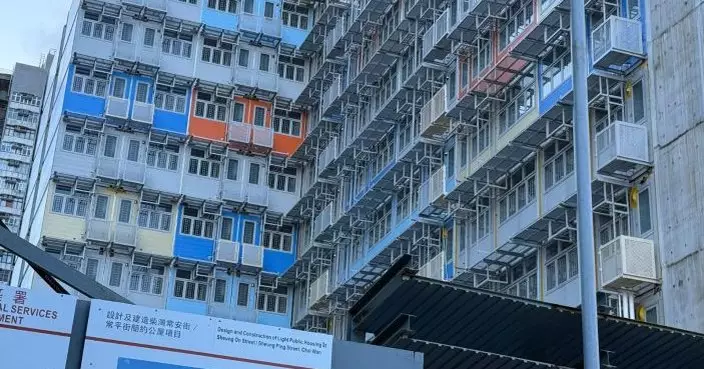 建築署署長：以簡約公屋按時交貨前題下 與承建商研更聰明方法補救