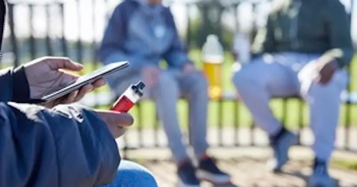 打擊青年少吸食電子煙 英國計劃引入新規定規管煙草電子煙及尼古丁產品