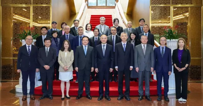農融會見香港傳媒高層內地參訪團一行