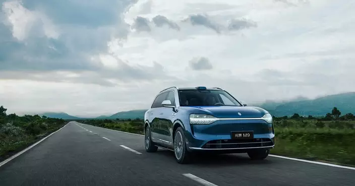 賽力斯首掛尾市抽高 力保不失以招股價131.5元收市