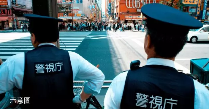 大阪鬧市區驚傳砍人！男子背胸中刀滿地血 女嫌疑人被捕