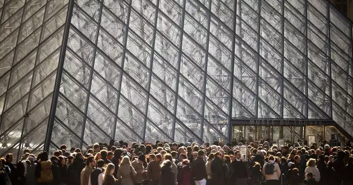 據報羅浮宮藏品失竊案兩名疑犯被捕 消息指兩人計劃逃離法國