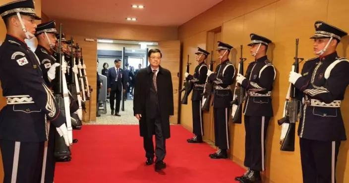 李家超抵韓將出席APEC會議 冀為本港拓展更多發展和合作機會