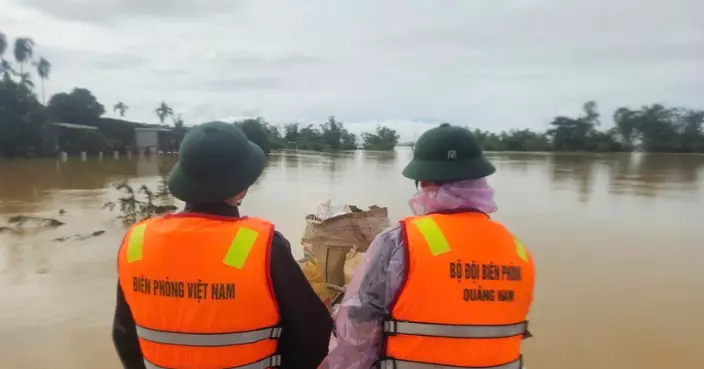 越南中部暴雨成水災增至35死