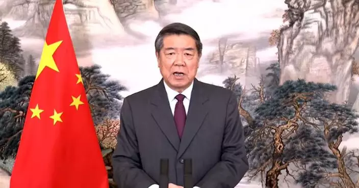 何立峰：中方高度重視促進全球經貿穩定 通過協商對話管控分歧