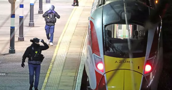 英國火車襲擊案疑兇被控10項企圖謀殺罪等 疑另涉倫敦一襲擊案