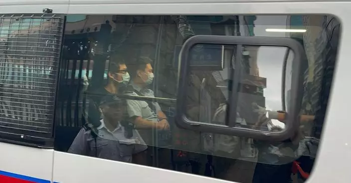 JPEX案16人被控串謀詐騙 林作早上由警車押往東區裁判法院提堂