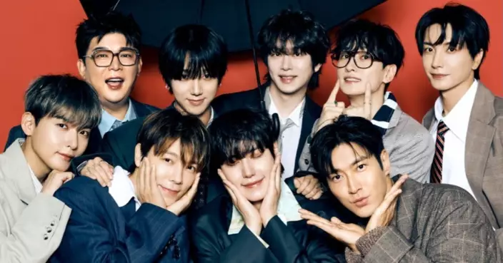 SJ出道20周年全員手寫信感動粉絲 香港三大地標播放特別影片