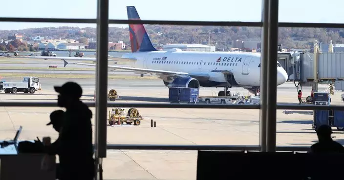 美國當局再要求40個機場削6%航班 國會將投票重啟政府