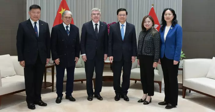 全運會｜與巴赫會面 李家超冀深化香港與國際體育組織聯繫