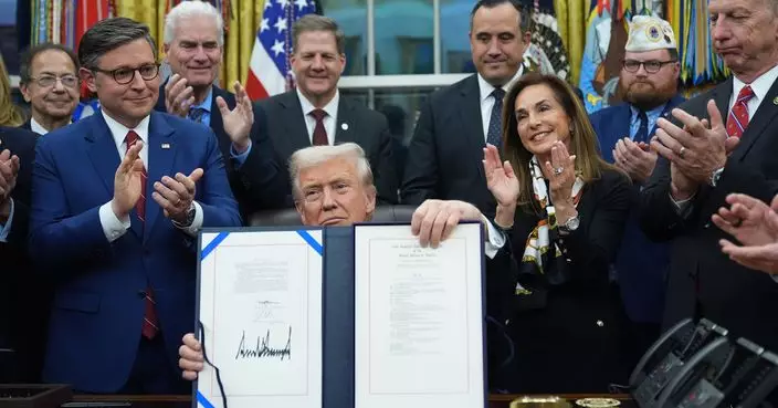 特朗普簽署臨時撥款法案　結束持續43日聯邦政府停擺