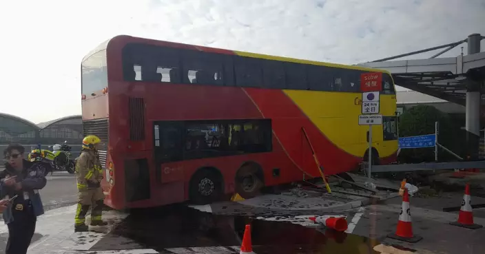 城巴機場18人傷交通意外 64歲司機涉嫌危駕被捕