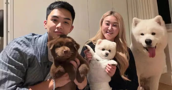 伍富橋夫婦增添新家庭成員 再領養毛孩組成五口之家