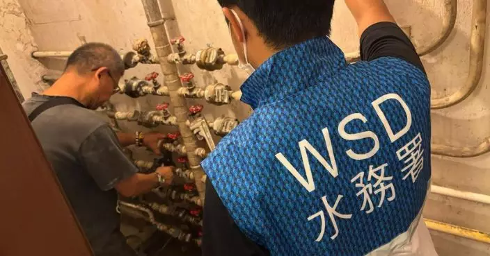 太古城陸續清洗水錶水缸 水務署稱食水黑點情況將明顯改善