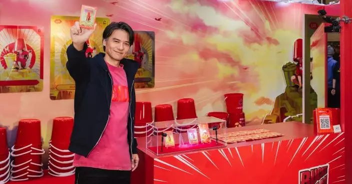 馮德倫動漫IP「BUCKET MAN」跨界推出限量卡牌 曝太太舒淇鐘意儲公仔