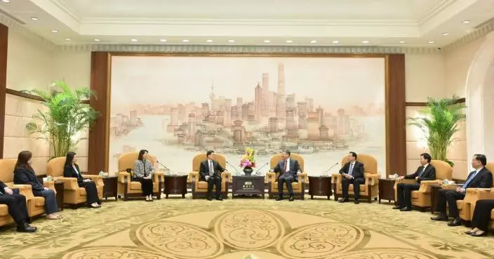 李家超會晤上海市委書記陳吉寧及上海市市長龔正