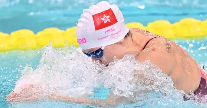 何詩蓓中國游泳公開賽女子100米自由泳奪金