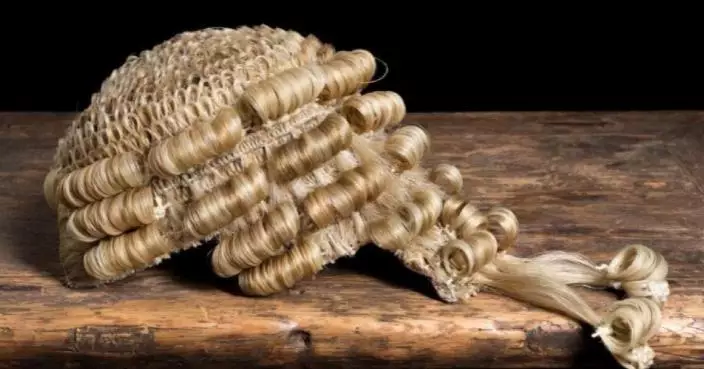 英國刑事法庭新指引：大律師免戴假髮　終結340年傳統