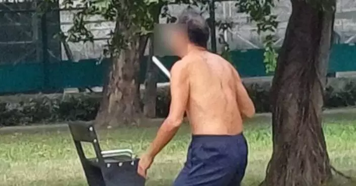 全台首例！高雄伯公園脫衣運動 慘遭開罰500蚊 網友炸鍋：雙標執法