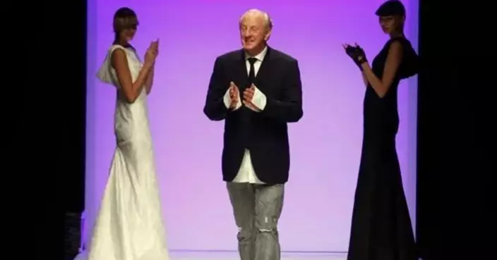 曾為黛安娜王妃御用設計師！愛爾蘭時裝巨擘柯斯蒂羅辭世 終年80歲