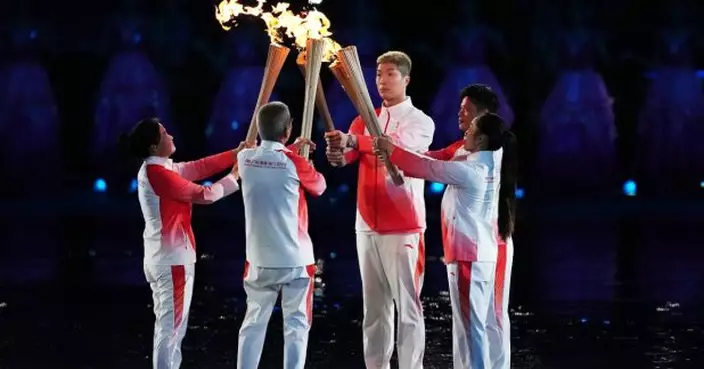 十五運會｜張家朗共同點燃主火炬　開幕式以主題曲作結