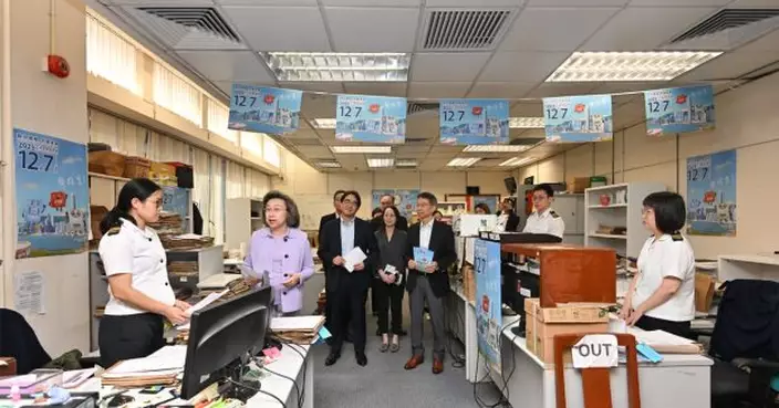 立法會選舉｜楊何蓓茵率高層人員向分區和駐場前線公務員呼籲投票