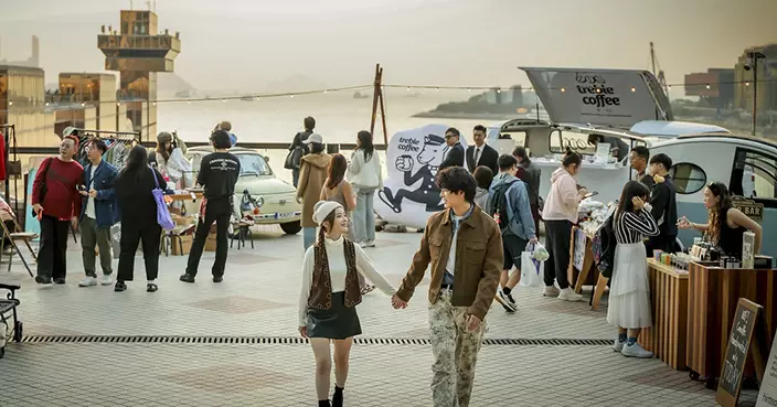 中港城車尾箱聖誕市集聯乘Start from Zero 設6米高聖誕樹 慈善攤檔收益捐大埔救災