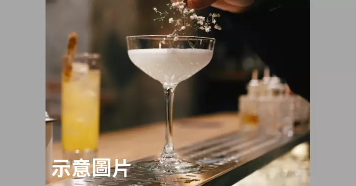未揮發即飲用 俄男飲「液態氮雞尾酒」致胃部破裂至今仍命危