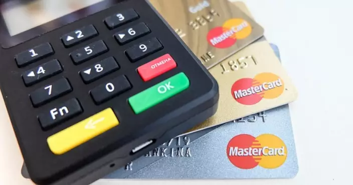 紐約華裔男涉盜刷信用卡買勞力士名錶 1個月內兩度被捕