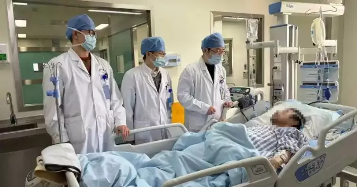 讓愛孫在腹部蹦跳 浙江6旬翁突發腹痛休克 送院檢查揭腹腔動脈破裂