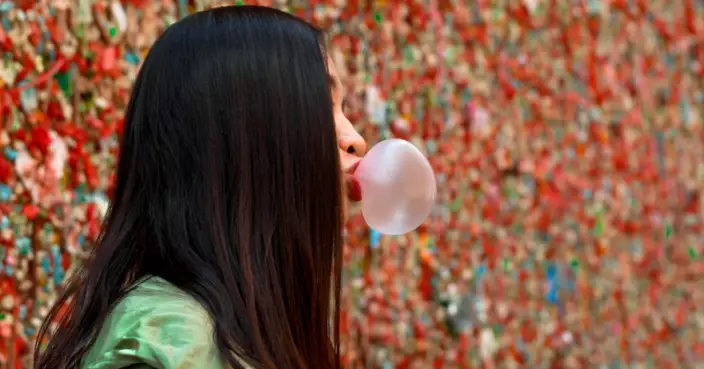 嚼香口膠恐吞百粒微塑膠 營養師詳列6大健康危害 教3招減少日常攝入