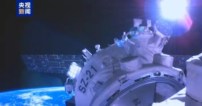 神二十乘組改乘神二十一回航 當局指神二十返回艙舷窗玻璃裂紋會令艙內失壓