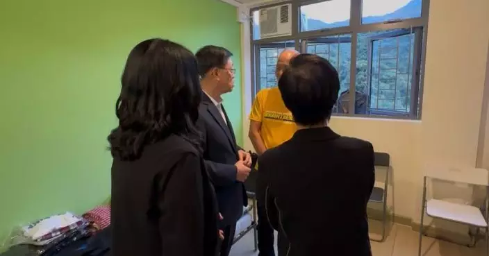 同心救災｜李家超到過渡屋探望災民及視察物資中心 對社福及鄰舍無私付出深受感動