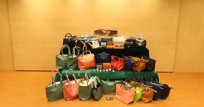 海關旺角打擊售賣冒牌物品 檢約7千件冒牌手袋、皮具等巿值逾250萬