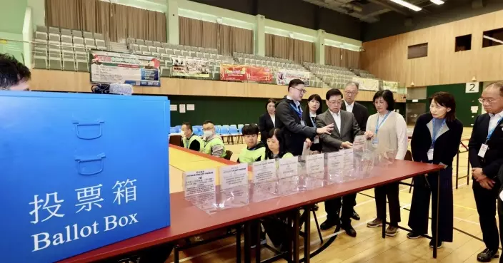 2025立法會選舉｜李家超視察票站 再次呼籲市民踴躍投票