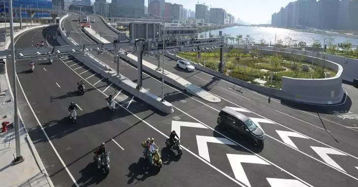 啟德隧道不能直上觀塘繞道　路政署增警告標誌提醒車輛勿駛入巴士線