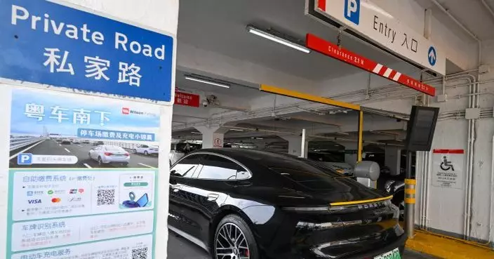 粵車南下實施第二日 有車主停泊天星碼頭轉乘水上的士感便利　