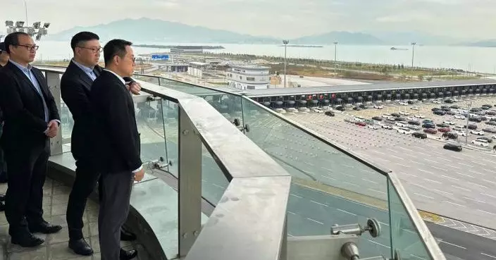 海關聖誕假期堅守崗位 確保口岸通關順暢