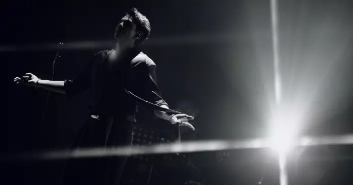 古淖文內地巡演最終站東莞開唱 聲聲入心唱響甜蜜情人佳節