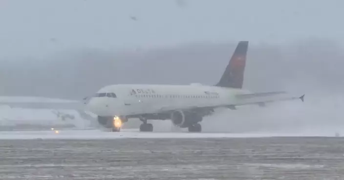 暴風雪吹襲美國東北部  多個機場大量航班延誤取消