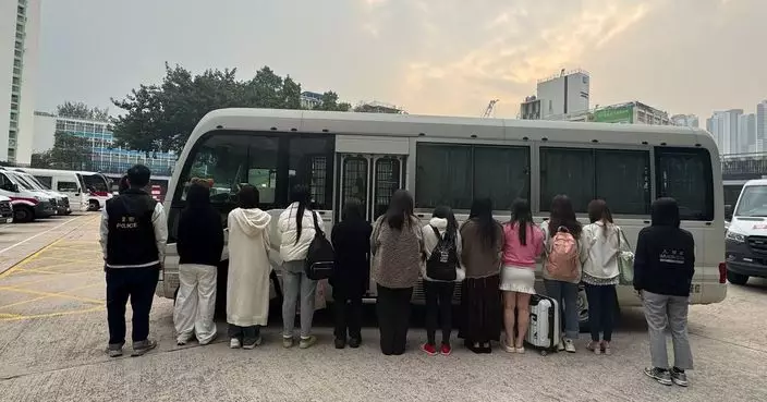 警方聯同入境處元朗掃黃 共拘21名內地女子涉違反逗留條件