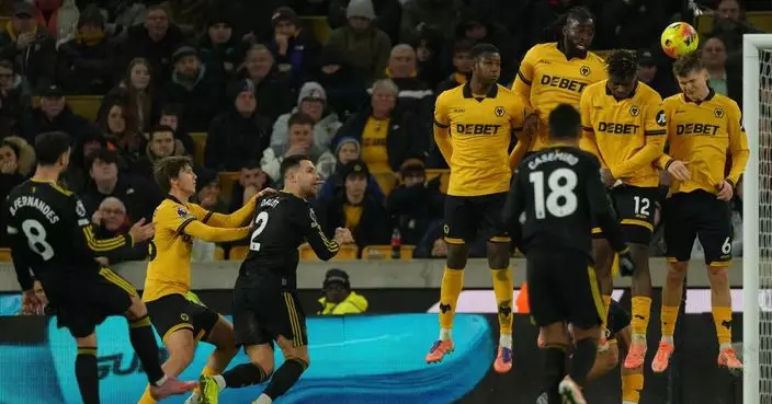 英超曼聯作客4:1擊敗狼隊