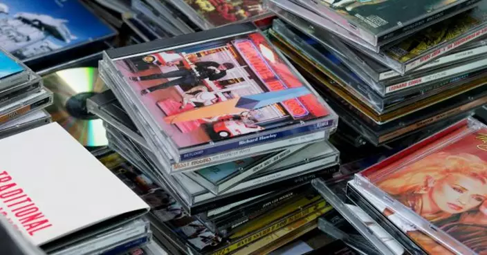 英國年輕人重拾CD機　聖誕禮物趨勢揭「實體音樂文藝復興」