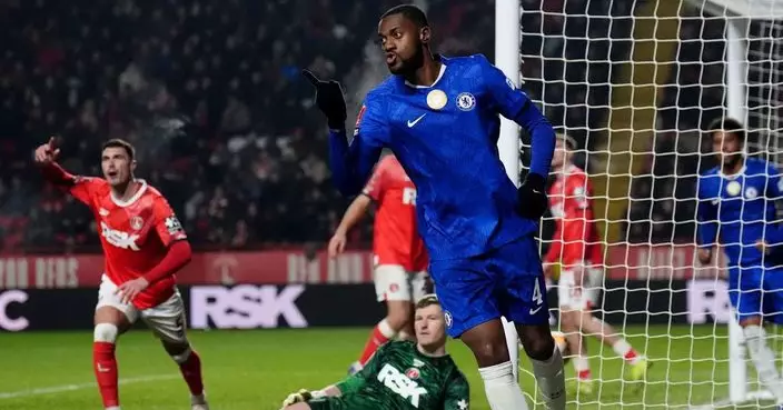 英格蘭足總盃　車路士5:1查爾頓　熱刺1:2維拉